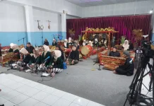 Program Acara Kesenian Daerah RRI Masih Diminati Pendengar