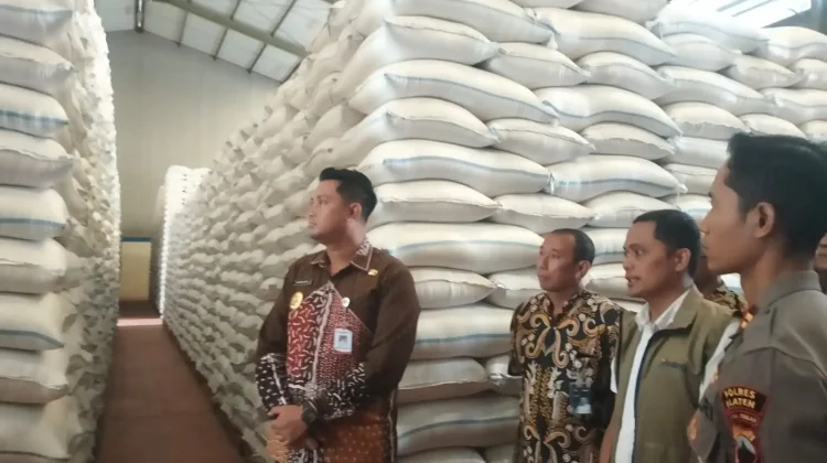 Bupati Klaten Cek Kebutuhan Harga dan Cadangan Beras