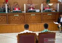 [Hoaks] Hakim Kabur saat Sidang Ijazah Jokowi
