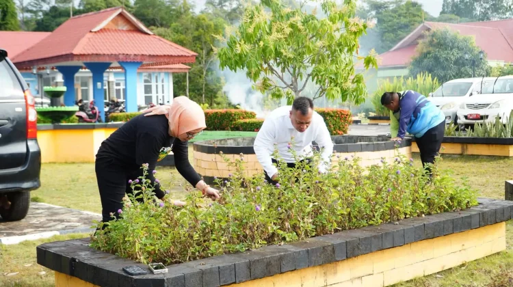 Bupati Lingga Tegaskan Disiplin Melalui Gerakan ASRI
