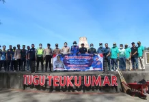 Kapolres Aceh Barat Pimpin Kurve Bersih Pantai “Meuseraya Laot”
