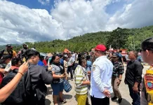 Suasana Bahagia Warnai Kedatangan Pengungsi GunungRuang diKabupaten Bo