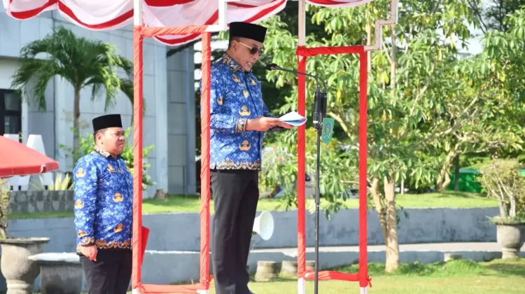 Pimpin Apel Gabungan, Bupati Bima Tekankan Kebersihan Lingkungan