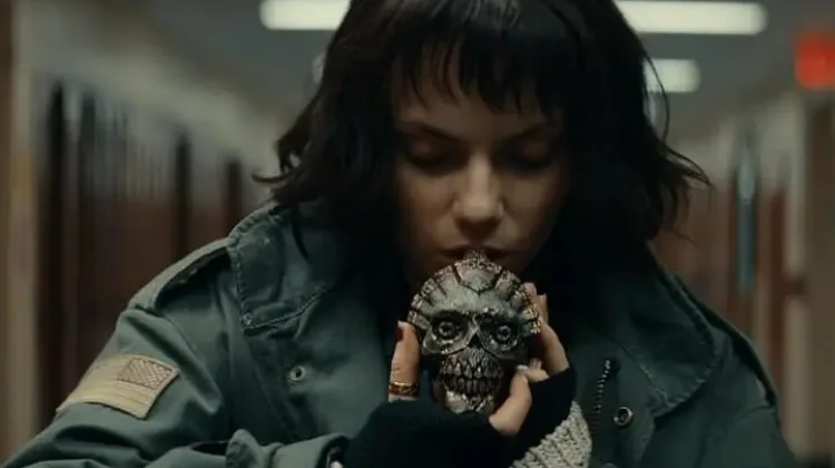 Tayang di Bioskop, Ini Sinopsis Film ‘Whistle’