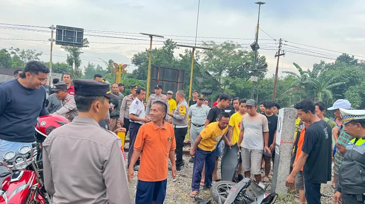 Pengendara Motor Meninggal Tertabrak KA Singosari