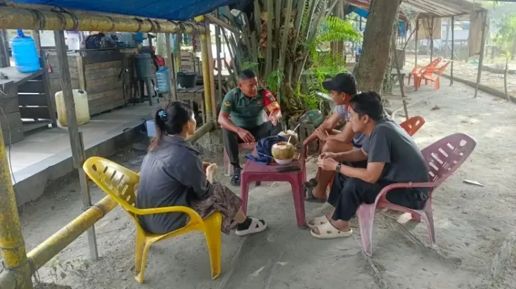 Sertu Firman Perkuat Nilai Kebangsaan di Kampung Pancasila