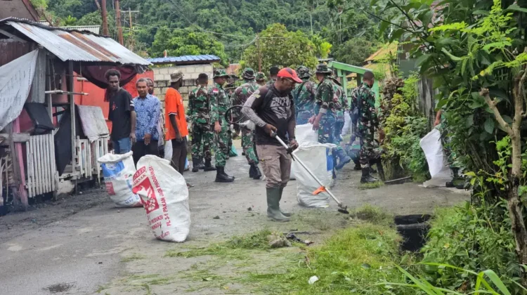 Korem 172/PWY Bersama Warga Semangat Gotong Royong
