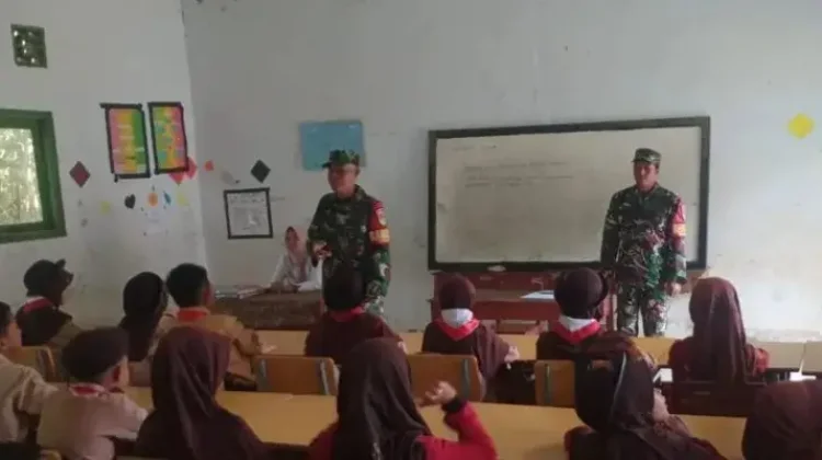 Koramil Kaur Tengah Laksanakan Giat Cinta Indonesia