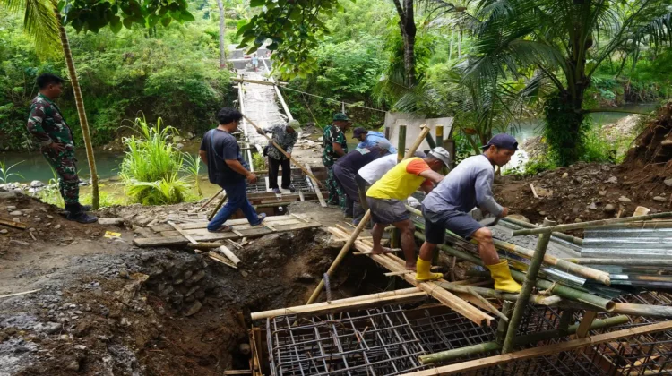 Jembatan Garuda di Purworejo Buka Akses Ekonomi Warga