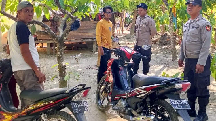 Cegah Kriminalitas, Polsek Tomini Patroli di Ogoansam dan Bambasiang