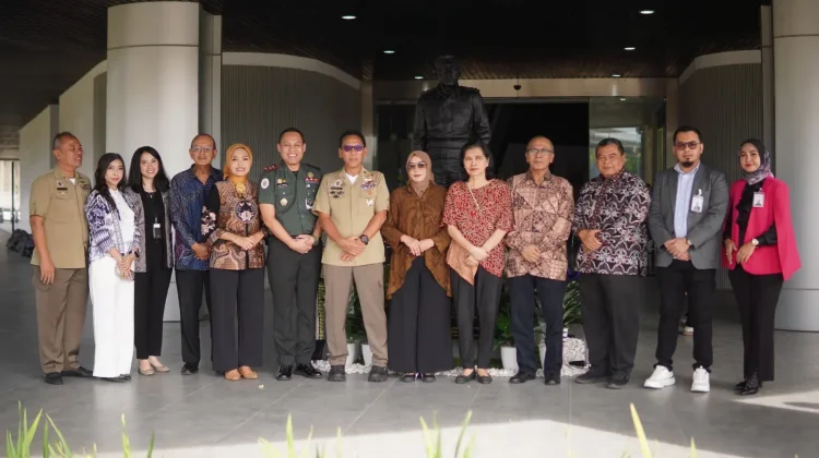 Penghormatan Atas Jasa Kepahlawanan, Unjani Resmikan Patung Ahmad Yani