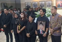 DPRD Surabaya Lepas Kepergian Ketua Adi Sutarwijono