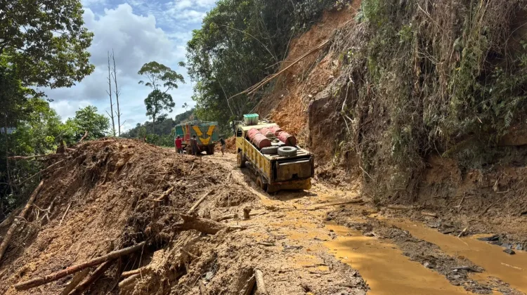 Kepala BBPJN Turun Langsung Tangani-Longsor di Jalur Jayapura–Wamena