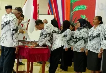 Yosaphat Lamawuran Nahkodai PGRI Kaimana 2025-2030