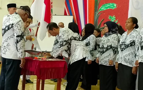 Yosaphat Lamawuran Nahkodai PGRI Kaimana 2025-2030