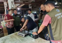 Alat Ukur Pasar Cimindi Diperiksa, Tidak Ditemukan Kecurangan