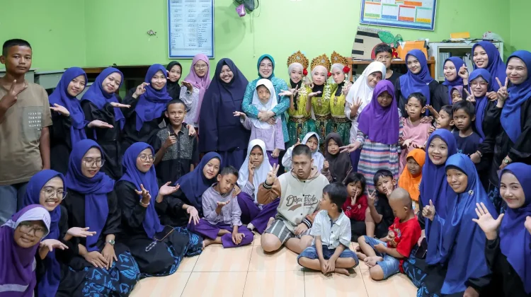 Tinawati Andra Soni Haru di PKK Mengajar