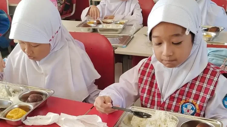 Bulan Ramadhan, MBG di Kota Bekasi Jalan Terus