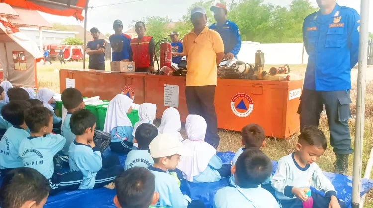 Damkar Lhokseumawe Edukasi Pengenalan Kebakaran sejak Dini
