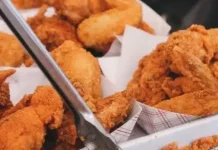 Konsumen Keluhkan Potongan Dus di Makanan, BPSK Siap Fasilitasi
