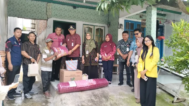 Pemkot Semarang Gerak Cepat Bantu Korban Kebakaran dan Rumah Roboh