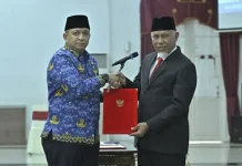 Mahyeldi Lantik Andree Algamar Sebagai Kepala Biro Umum