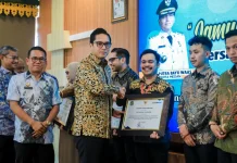 Rico Waas Dorong Investasi dan Perlindungan Tenaga Kerja