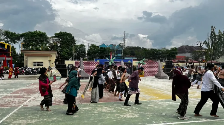 SMA Negeri 5 Samarinda Gelar Jelajah Nusantara 2