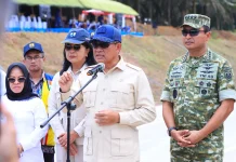 Kesiapsiagaan Udara, Wamenhan Tinjau Pendaratan F-16 dan Super Tucano
