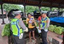 Sosialisasi Tertib Berlalu Lintas di Terminal Galiran