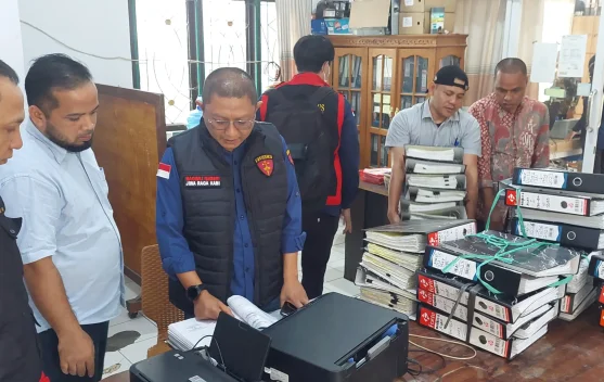 Penyidik Kejati Jambi Geledah Kantor Sekretariat DPRD Merangin