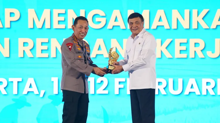 Menko Polkam Apresiasi Kesigapan TNI-Polri Pasca-penembakan Pesawat