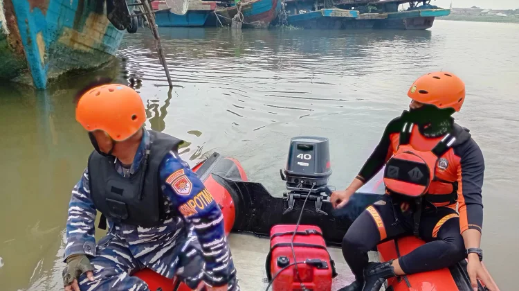 Kuanca Kapal Diduga Terjatuh ke Sungai Sei Nangka