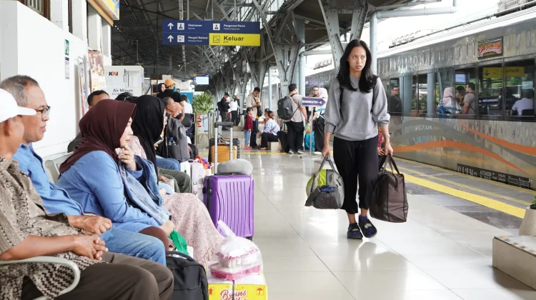 Ratusan Ribu Tiket Kereta Libur Imlek 2026 Masih Tersedia