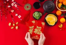 Makna Simbolik Tradisi Angpau saat Imlek