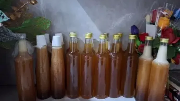 Penjualan Madu Botol Lokal Kian Diminati
