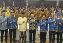 Wagub Emil Dorong ASN Jemput Bola Layani Masyarakat