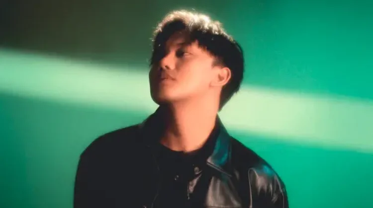 Rizky Febian Rilis Lagu Mencinta tanpa Arah
