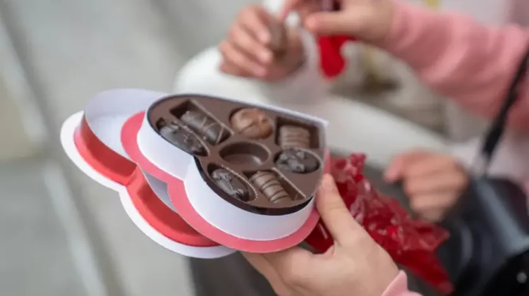 Cokelat, Simbol Manis Hari Valentine
