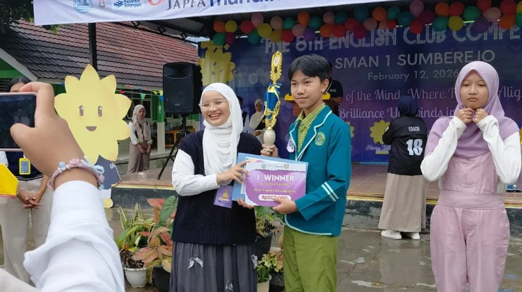 Siswa MTsN 2 Tanggamus Borong Juara Kompetisi Inggris