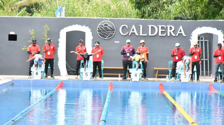 Kejuaraan Renang Piala Bupati Toba Resmi Dibuka