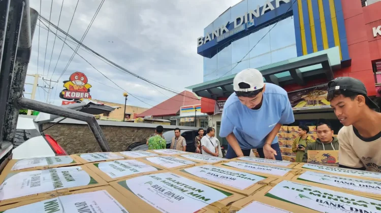 MIM Foundation Salurkan 9.000 Dus Air Minum untuk Masjid di NTB