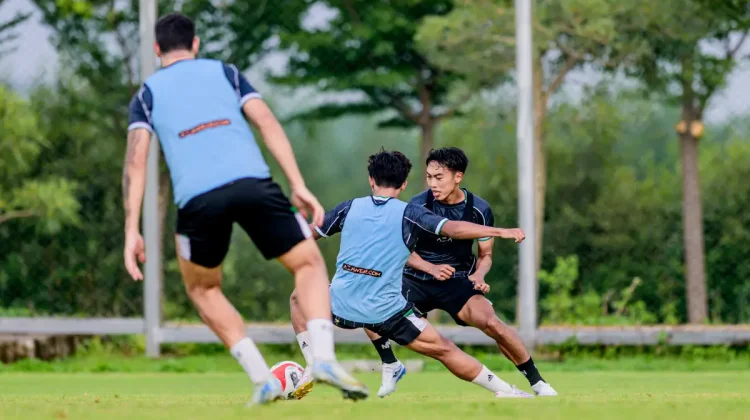 Tavares Perkuat Persebaya dengan Dua Rekrutan Baru