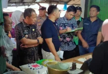 Pemkab Way Kanan Imbau Pedagang Tak Timbun Sembako