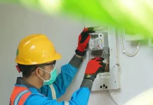 BMKG Peringatkan Cuaca Ekstrem, PLN Siaga Gangguan Listrik