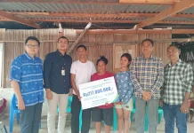 BPJS Ketenagakerjaan NTT Serahkan Santunan di Kabupaten Kupang