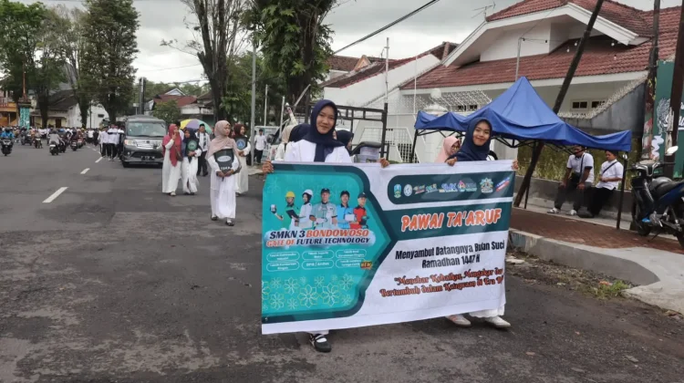 Ribuan Siswa SMK Pawai Sambut Ramadan