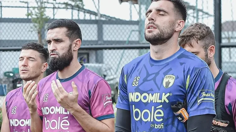 Persita Targetkan Kemenangan Hadapi PSBS Biak