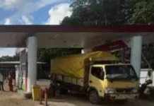 Warga Sintang Keluhkan Sulitnya Dapatkan BBM