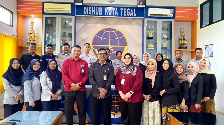Universitas Harkat Negeri dan Dishub Tingkatkan Public Speaking ASN